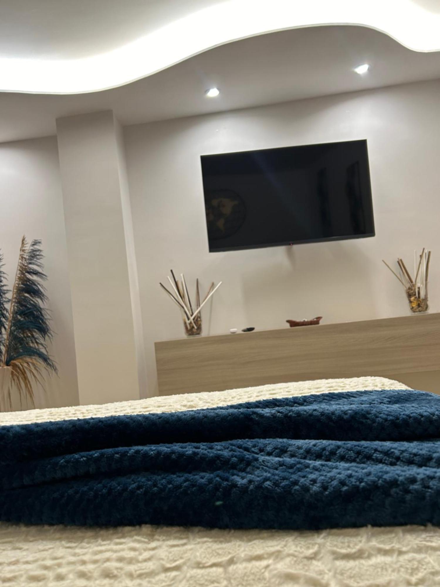 L'Ospite Napoletano Apartment Наполи Екстериор снимка