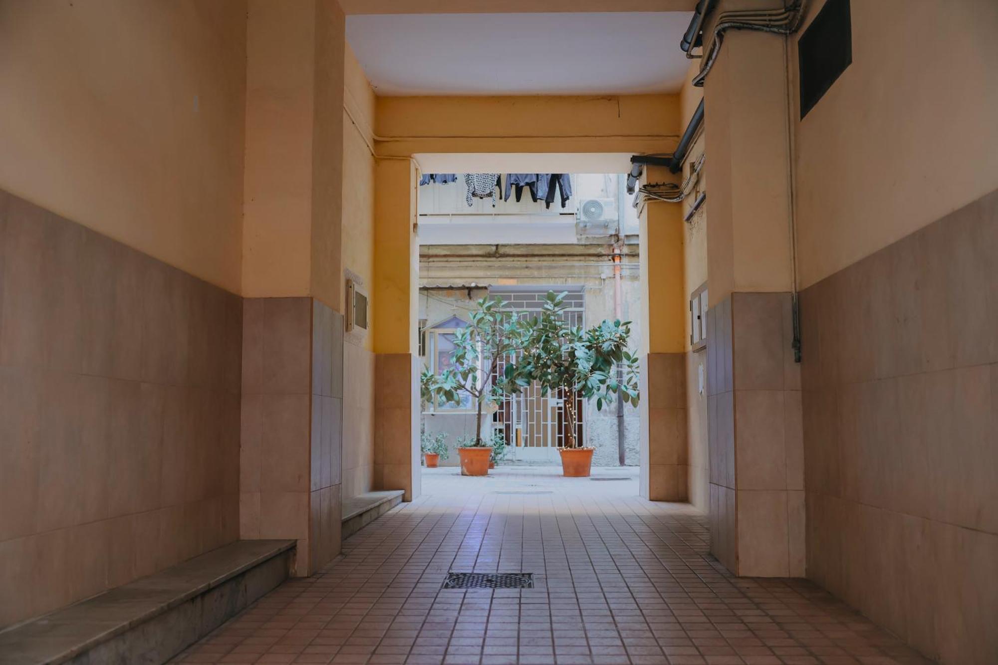 L'Ospite Napoletano Apartment Наполи Екстериор снимка
