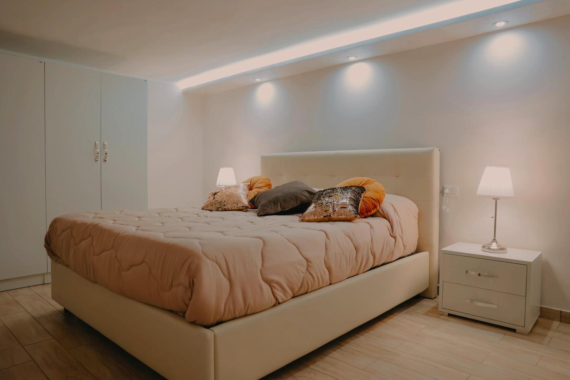 L'Ospite Napoletano Apartment Наполи Екстериор снимка
